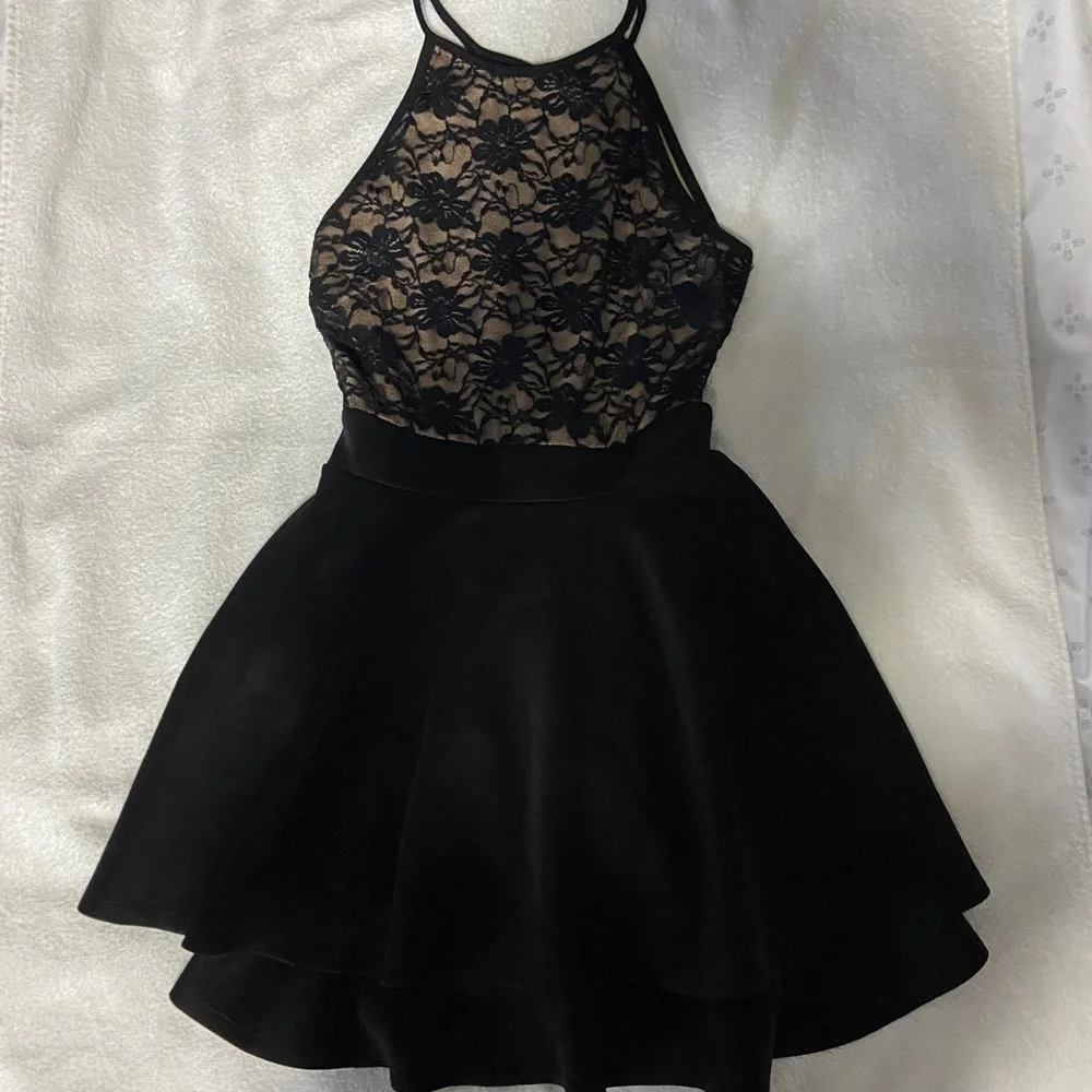 Macy’s Emerald Sundae Floral Flowy Skater Lace Dress - Picture 1 of 6